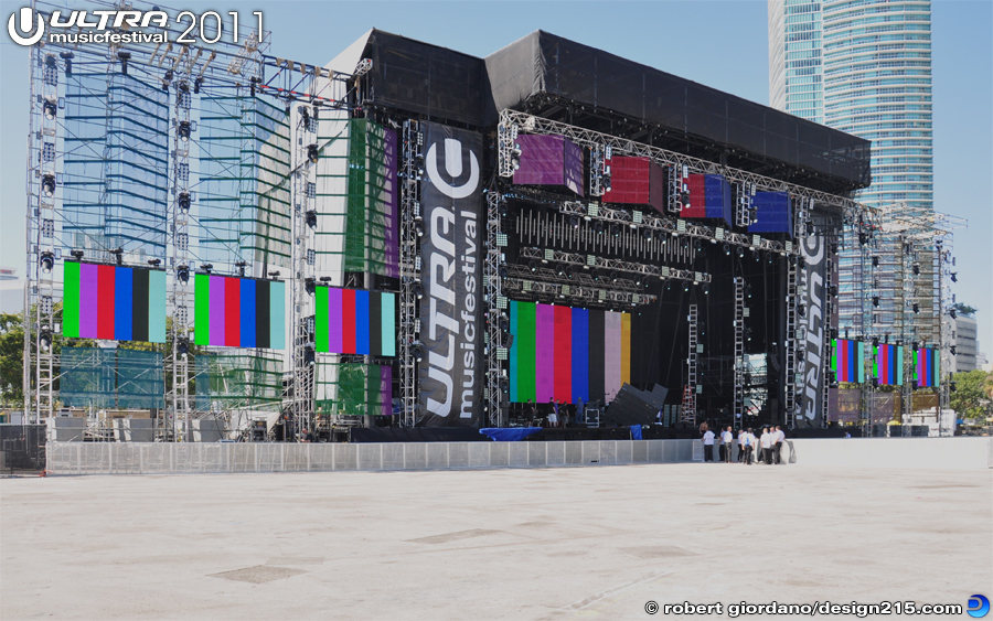 Ultra Music Festival 2011 Pictures - Main Stage Color Bar Test