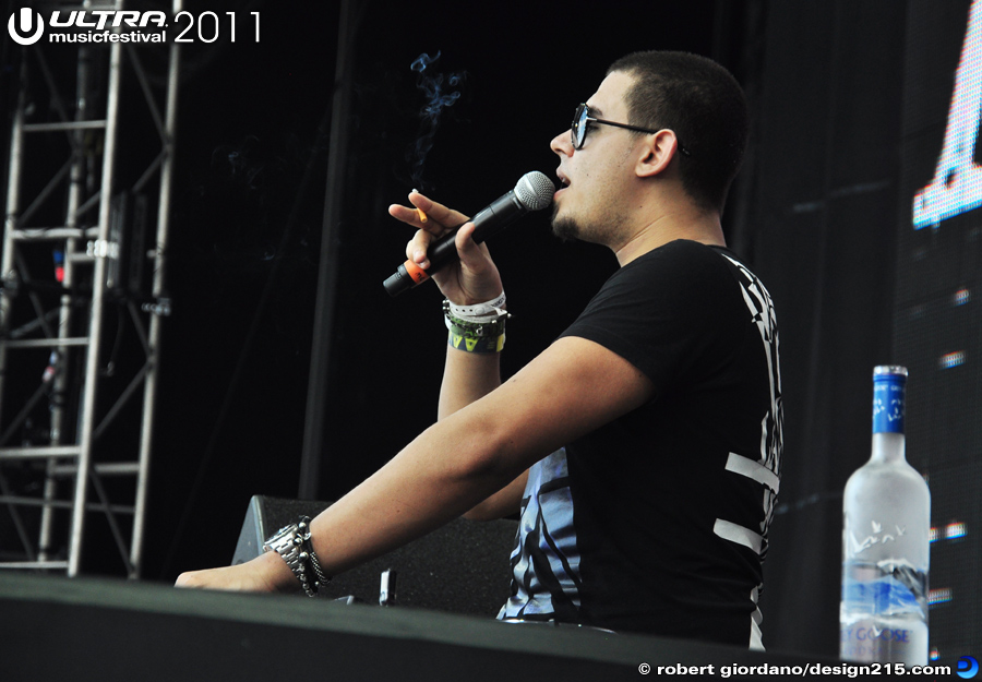 2011 Ultra Music Festival - Afrojack, Main Stage #0798