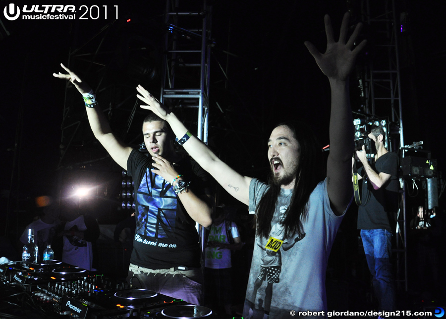 Ultra Music Festival 2011 Pictures - Afrojack and Steve Aoki, Main Stage