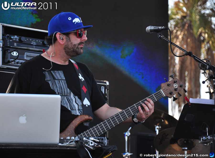 2011 Ultra Music Festival - Disco Biscuits, Live Stage #1671