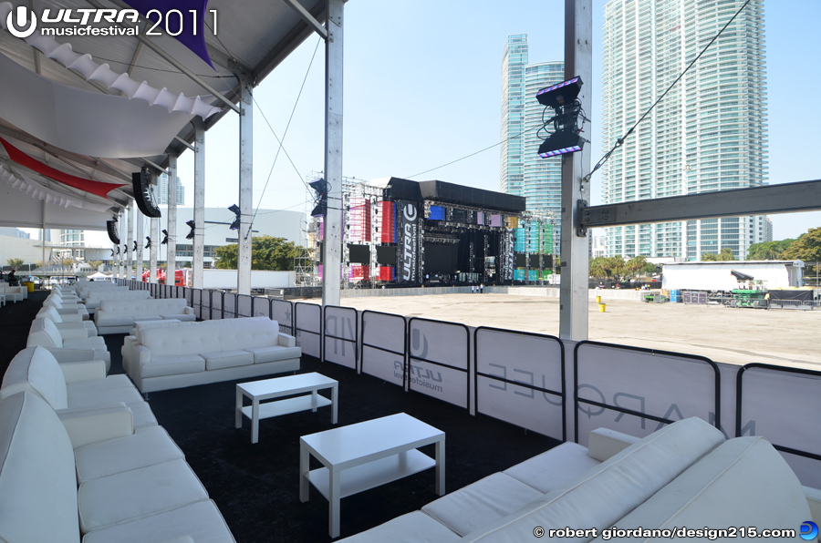 Ultra Music Festival 2011 Pictures - VIP Tent, Day 3