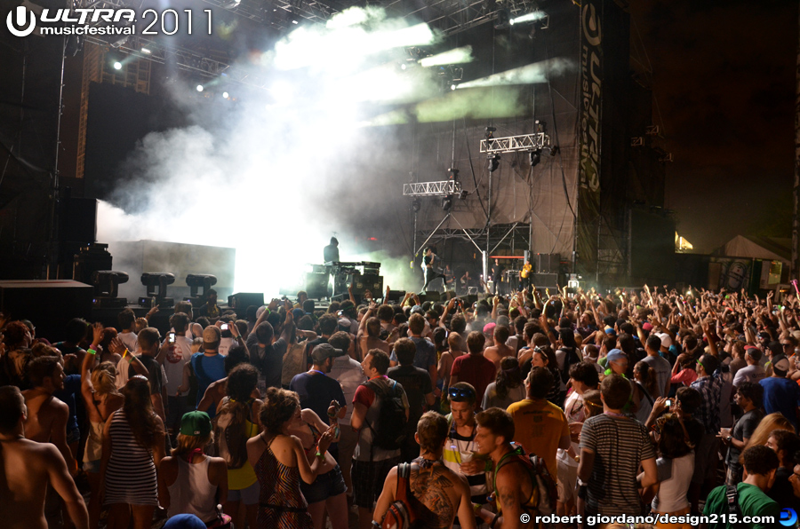 Ultra Music Festival 2011 Pictures - Crystal Castles, Live Stage #3238