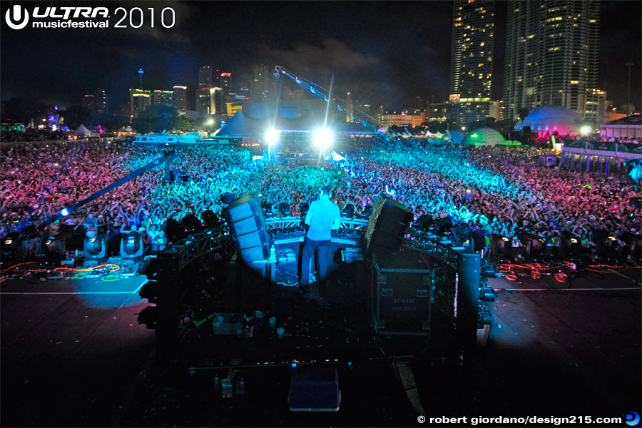Tiesto, Main Stage, Day 1 #5289 - 2010 Ultra Music Festival