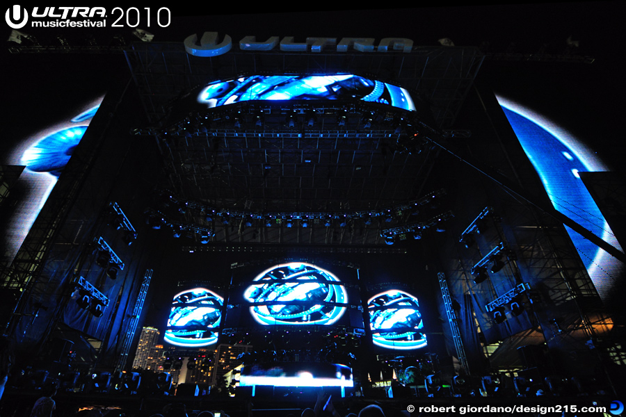 Deadmau5, Main Stage, Day 2 - 2010 Ultra Music Festival